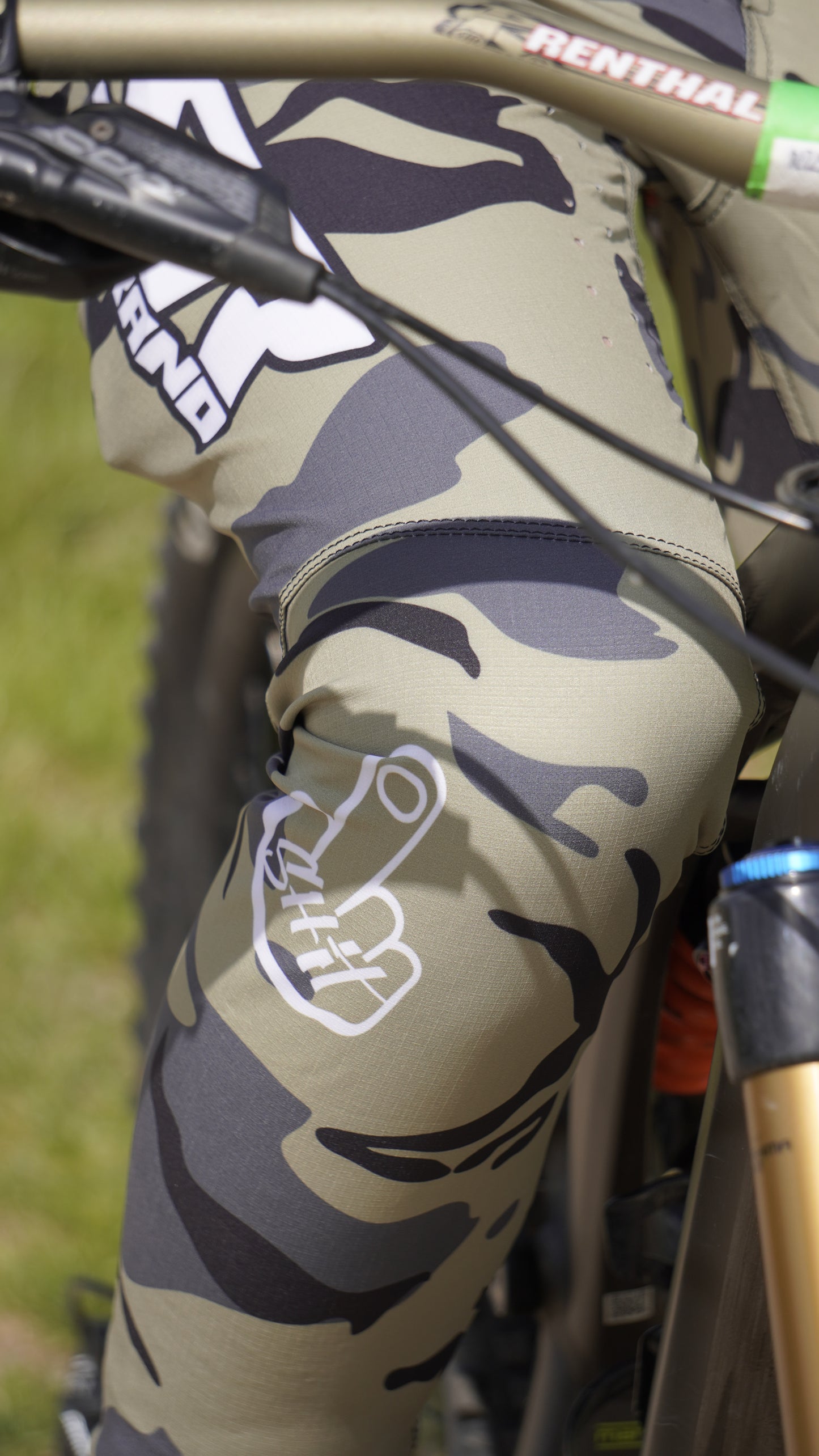 CSR MTB PANTS V2 CAMO